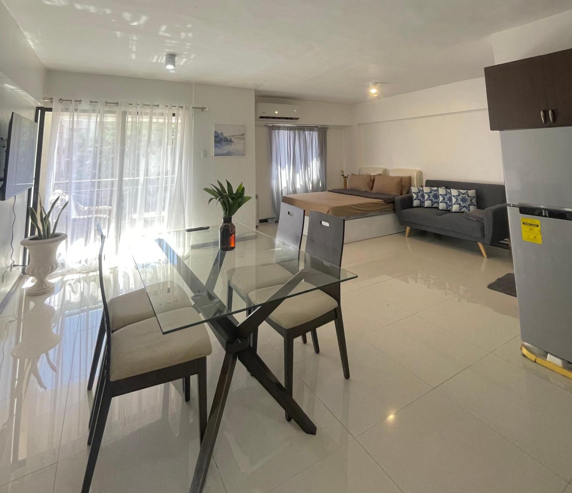 The Premier Suite Lapu-Lapu City Exterior foto